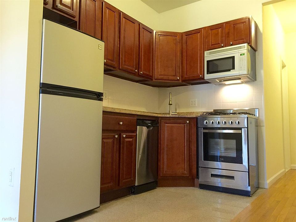 132 Norman Avenue #3L(1)