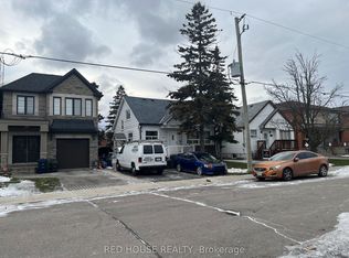 40 N Woodrow Blvd, Toronto, ON M1K1W3