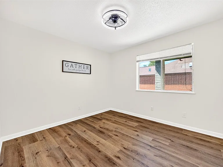 8618 Van Hut Ln — Photo 23