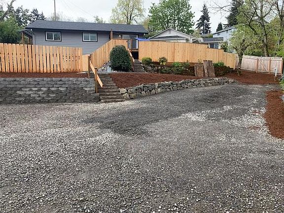 3rd image of 2913 E 14th Ct
