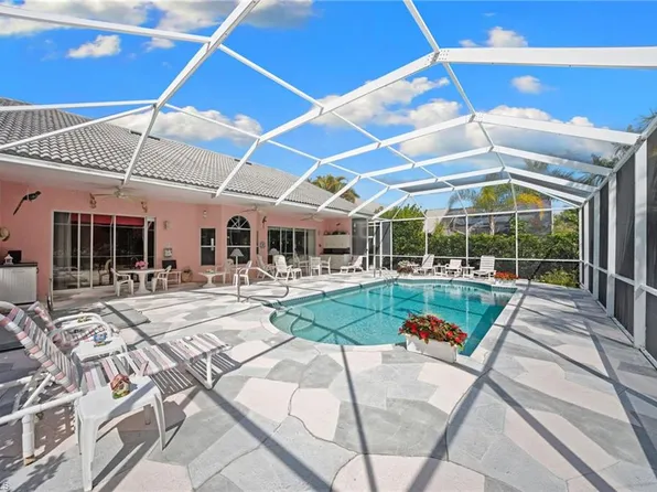 256 Countryside DR, NAPLES, FL 34104