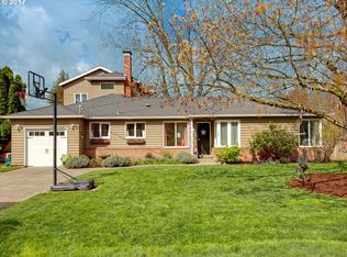 9943 SW 57th Ave, Portland, OR 97219