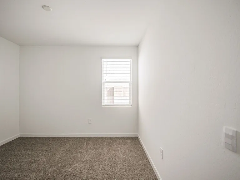 1749 W Stealth Ave — Photo 17