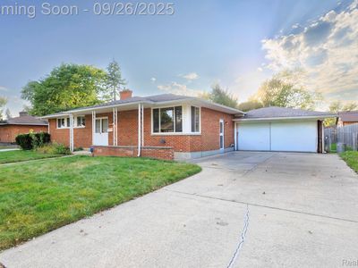 36403 Woodingham St, Clinton Township, MI, 48035