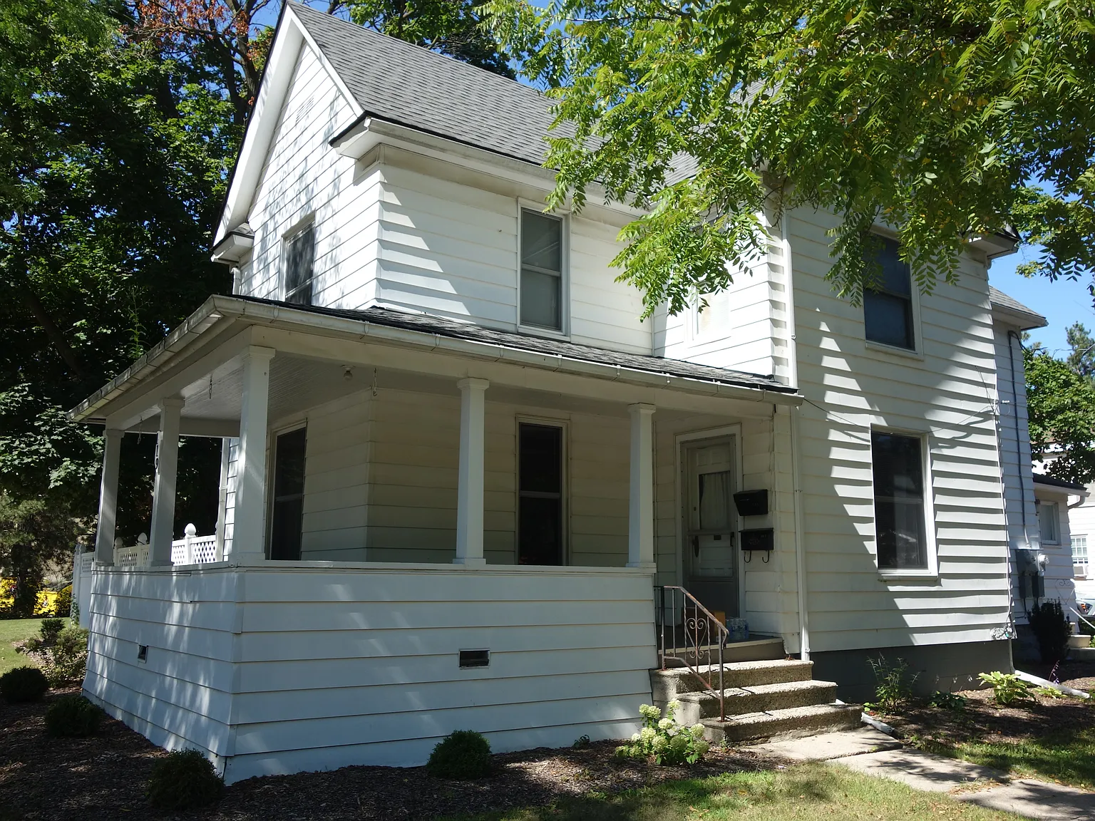 1 bed, 700 sqft, $1,200 — Photo 1