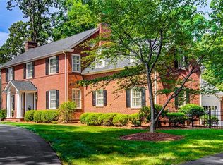 2410 Dogwood Ln, Burlington, NC 27215