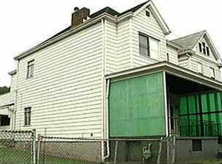 902 1st St, Mc Kees Rocks, PA 15136