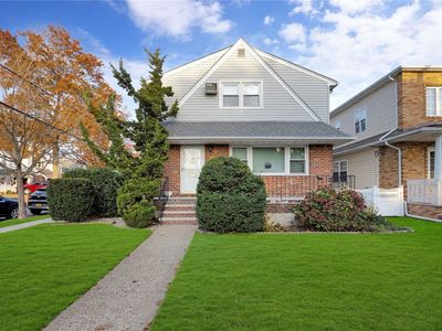 418 New Hyde Park Road, New Hyde Park, NY, 11040