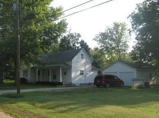 408 N Old Park Rd, Mulberry Grove, IL 62262