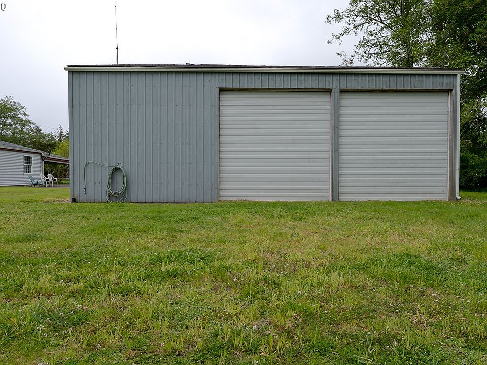 2nd image of Vl Adj To 494 7th Ave