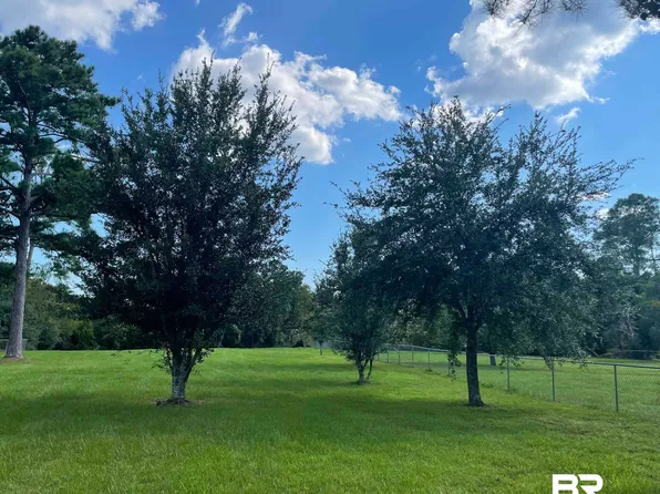 11646 Mockingbird Ln, Fairhope, AL 36532