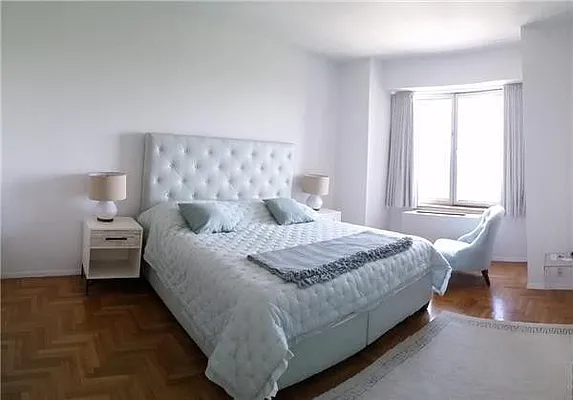 Rented by La Seven Inc. | media 6