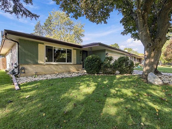 3rd image of 2904 17th AVENUE