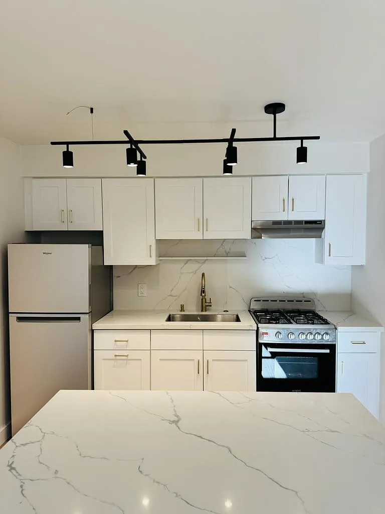1 bed, 800 sqft, $2,695 — Photo 1