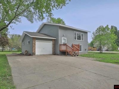 523 7th St SW, Waseca, MN, 56093