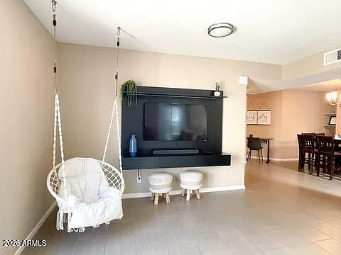 3 bed, 2.0 bath, 1472 sqft, $2,800 — Photo 2