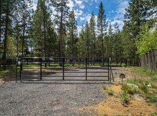 17255 Canvasback Dr, Bend, OR 97707