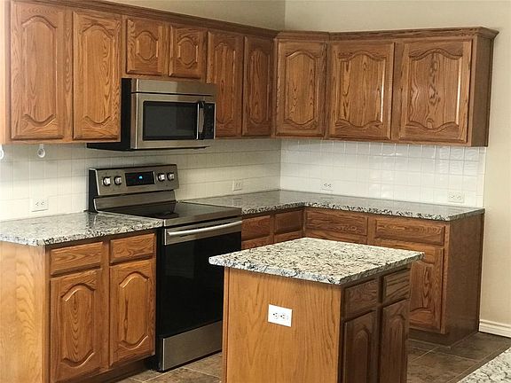 3rd image of 3705 Saint Johns Dr