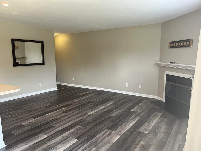 3434 Clover Rd E — Photo 6
