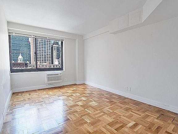 3rd image of 330 W 45th St APT 5A