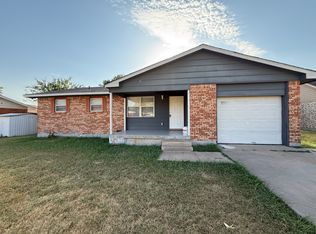 1716 NW 49th St, Lawton, OK 73505