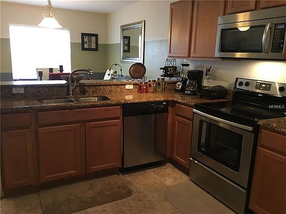 3rd image of 756 Cresting Oak Cir #65