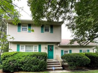 955 River Rd, New Milford, NJ 07646