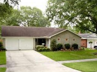 975 Richvale Ln, Houston, TX 77062