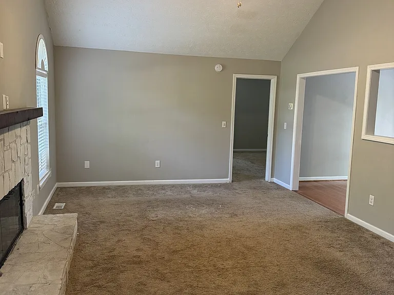 4554 Trellis Way — Photo 5