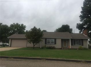 556 Oak Ave SW, Strasburg, OH