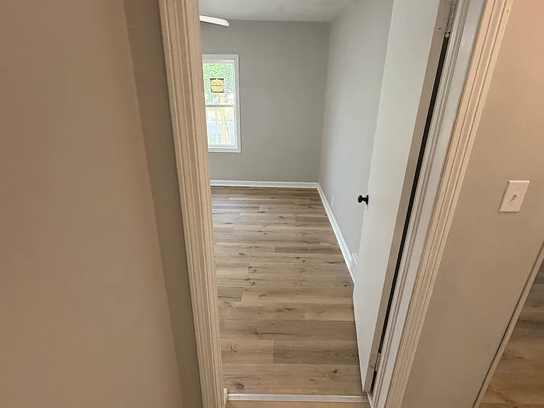 424 S Jameson Ave — Photo 17