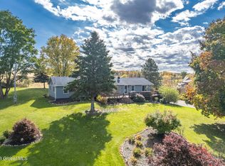 758 Bulls Head Rd, Amsterdam, NY 12010