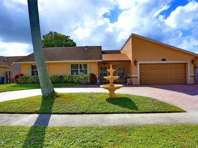 7098 NW 49th St, Lauderhill, FL, 33319