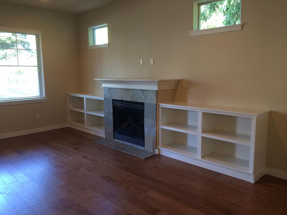 2nd image of 17518 SW Vanguard Ln