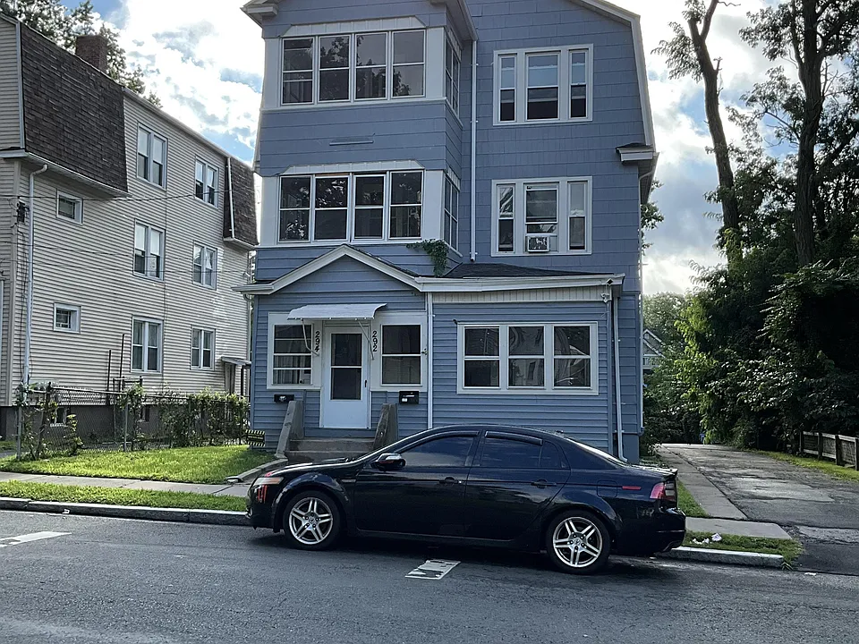 292 Enfield St #1