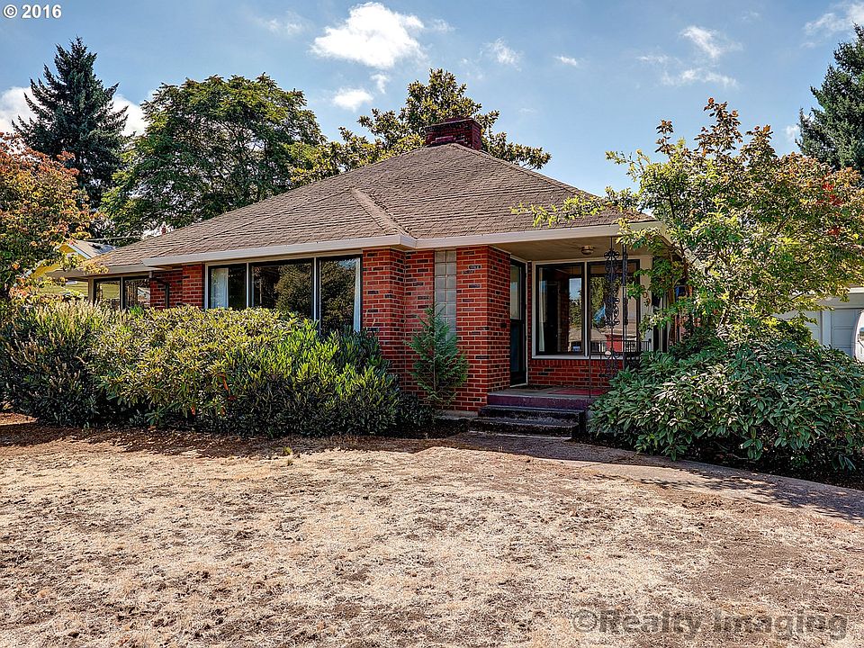 1st image of 209 NW 42nd St