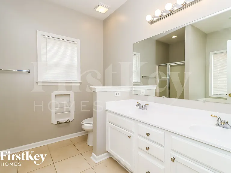 103 Tilton Dr — Photo 8