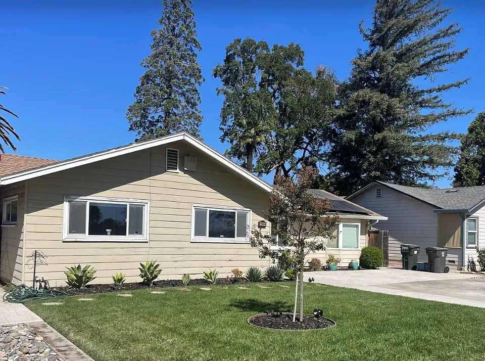 1969 W Mendocino Ave
