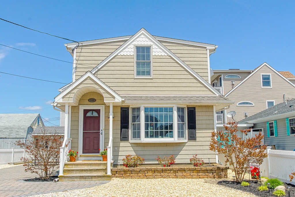 202 Sprague Ave, Seaside Park, NJ 08752 Zillow