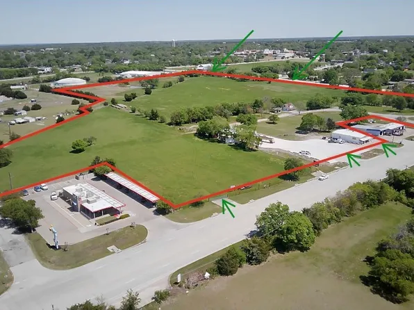 676 W Audie Murphy Pkwy, Farmersville, TX 75442