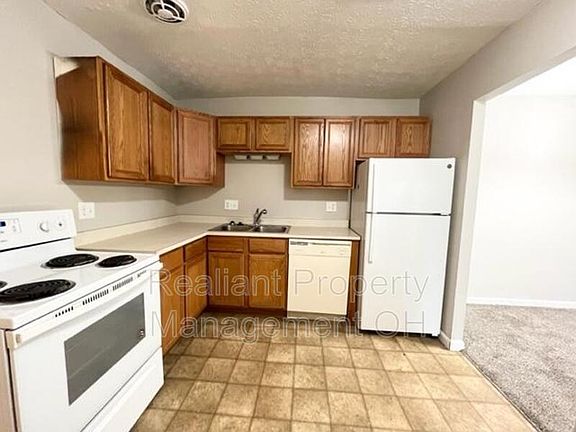 4th image of 3165 Regal Ln Unit 9