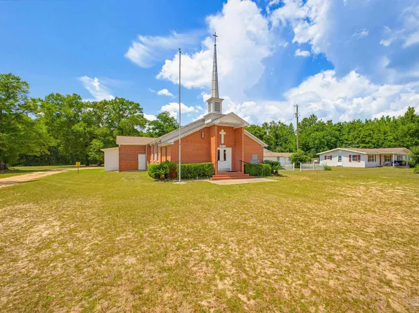 9475 Chumuckla Hwy, Jay, FL 32565