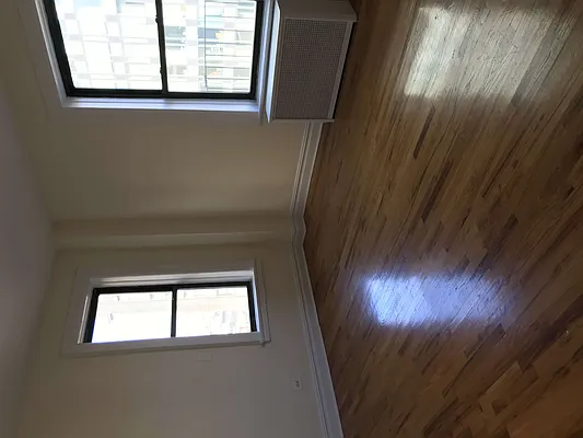 Rented by Roger Benayoun, LREB | media 13