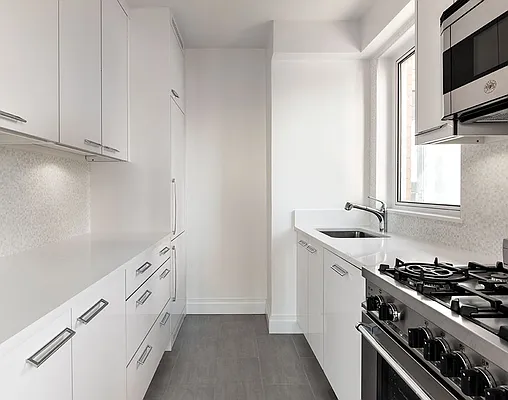 Rented by Central Park South Associates | media 14