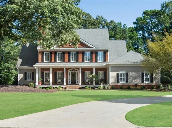 422 Calton Hill Ct, Milton, GA 30004
