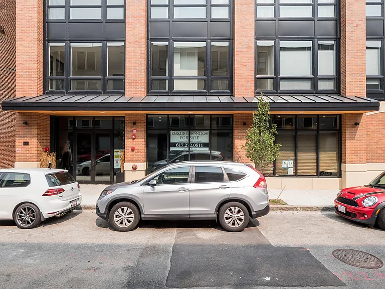 340 W 2nd St #9 — Photo 37