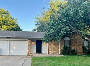 2411 Laredo Ct, Arlington, TX 76015