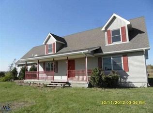 6960 Arnold Rd, Cottrellville, MI 48039