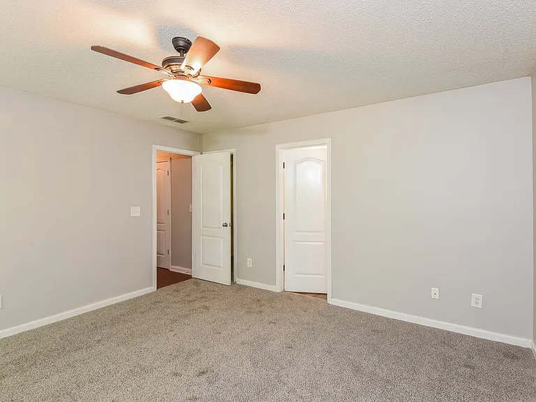 108 Mount Comet Ct — Photo 10