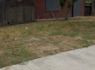 9817 Glenn St, Bakersfield, CA 93312